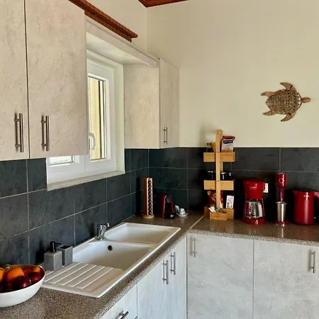 Louloudi Apartman *