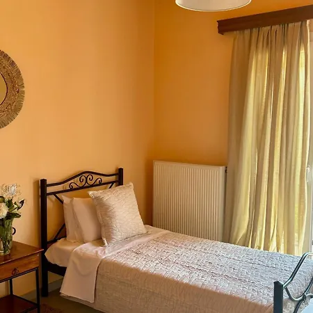 Louloudi Apartment Planos